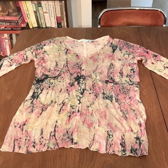 Pretty tie dye look tunic sweater - Picture 1 of 7